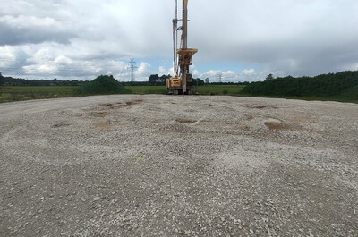 Abb. 1: Rütteldruckverdichtung WEA 01
